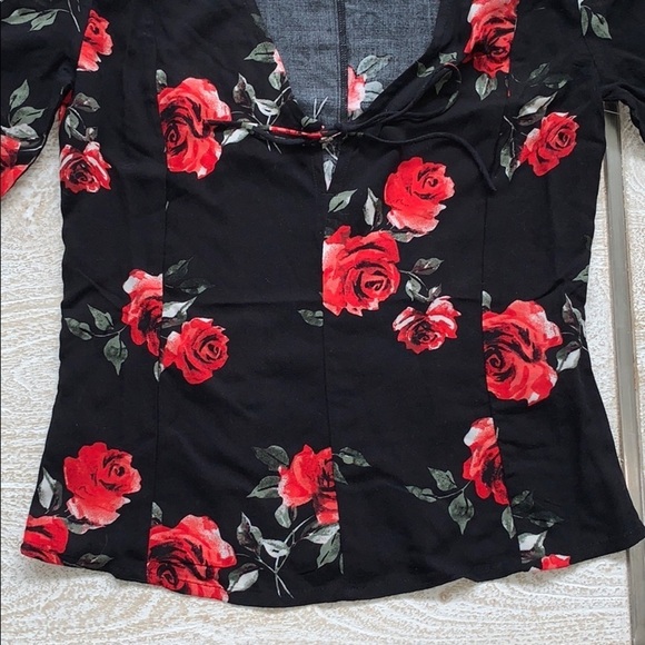 BP x Claudia Sulewski Black Rose print top New - Picture 8 of 11